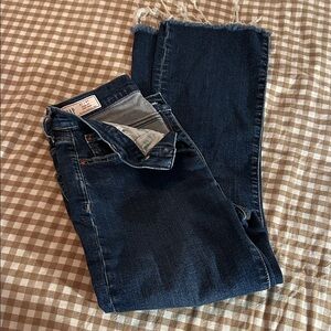 Gap kick for high rise 27r 4r jeans